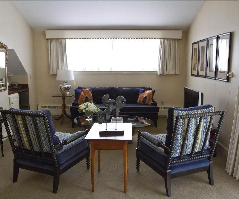Bedford Village Inn Екстериор снимка