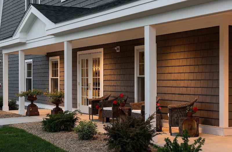 Bedford Village Inn Екстериор снимка