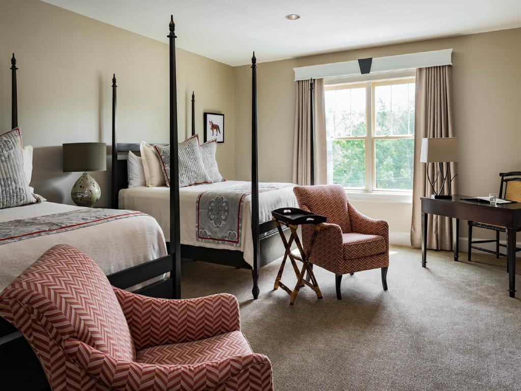 Bedford Village Inn Екстериор снимка