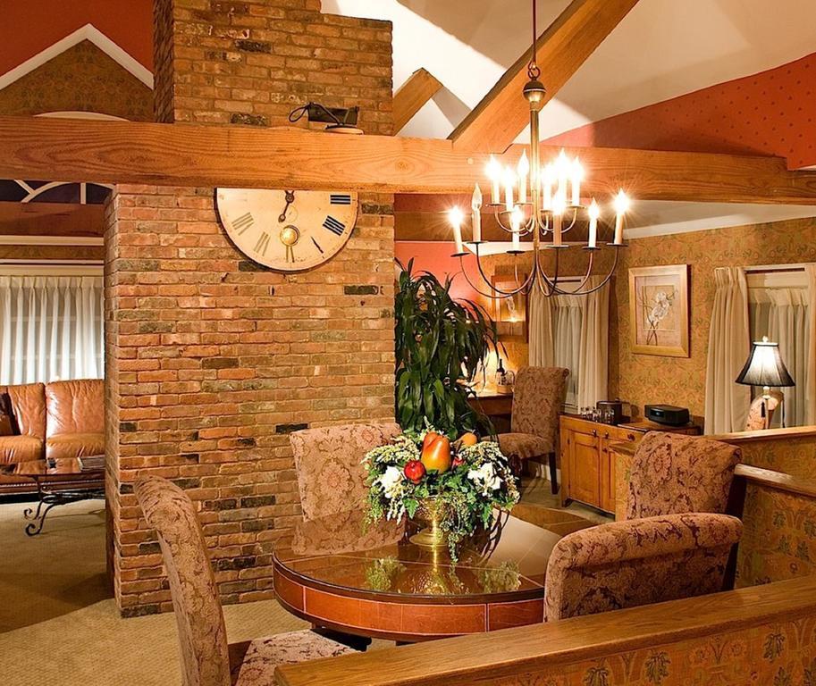 Bedford Village Inn Екстериор снимка